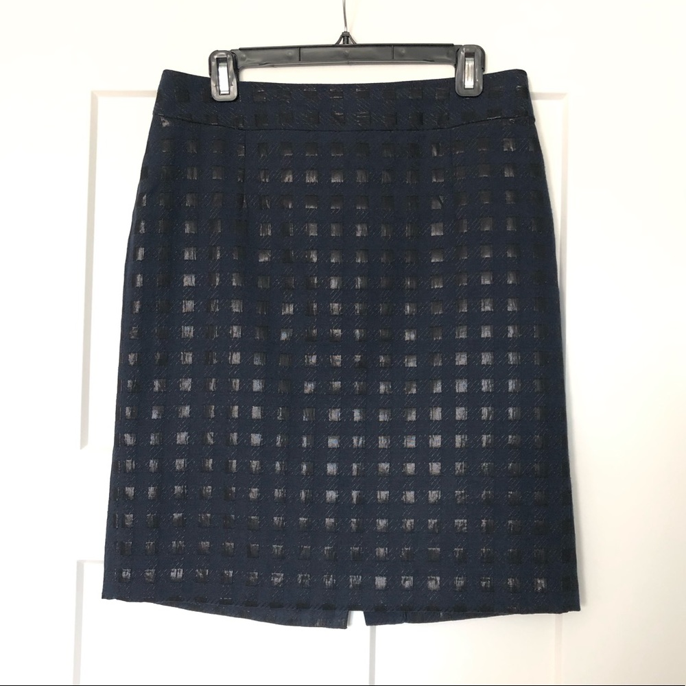 Banana Republic navy pencil skirt